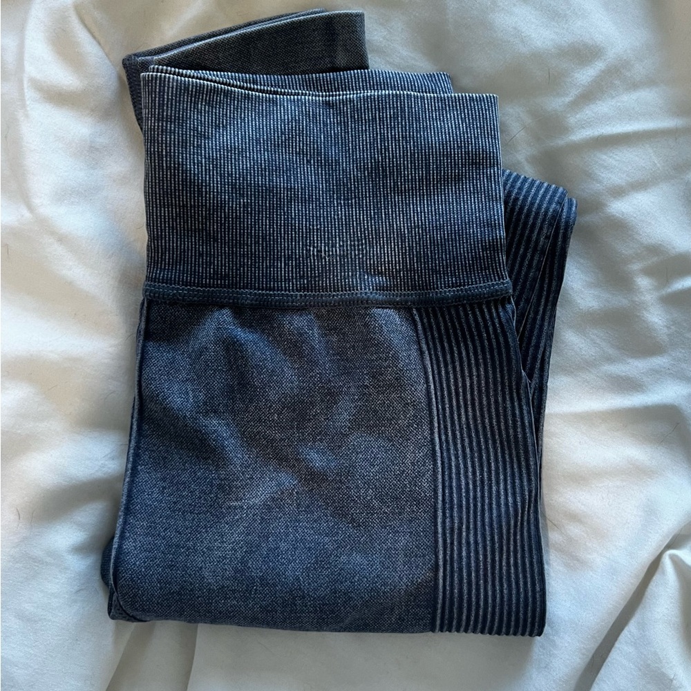 Aeropostale Blue and White Striped Leggings